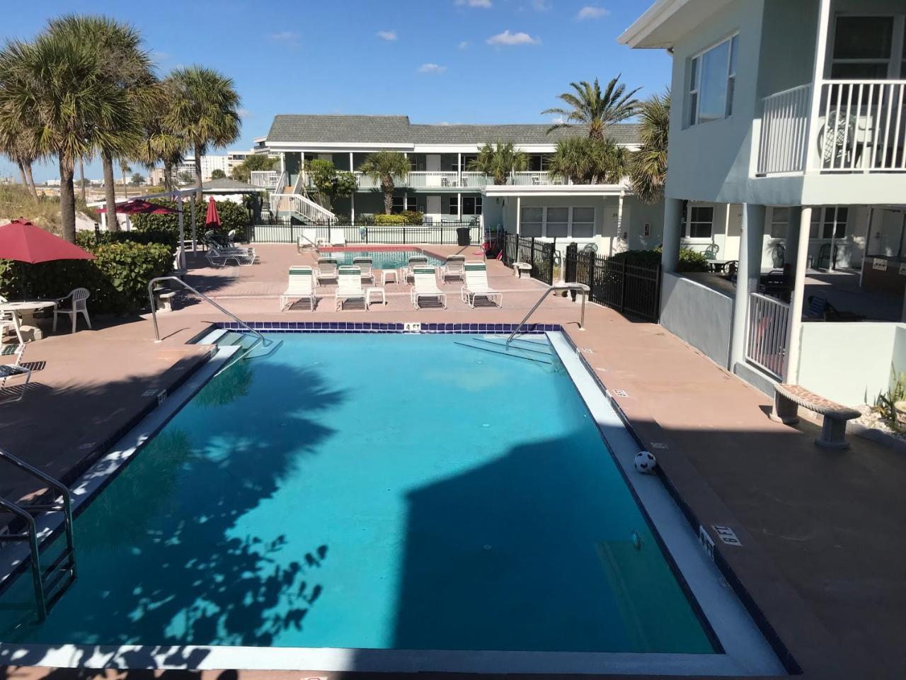Miramar Resort St. Pete Beach Extérieur photo